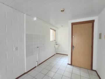 Apartamento de 2 dormitórios para alugar no Bairro Pinheiro em São Leopoldo por R$ 600,00