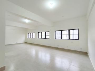 Ótima sala comercial em condomínio para alugar, fica no Centro de São Leopoldo, com 1 ampla sala!