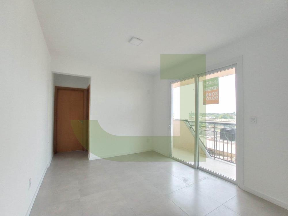 Alugar Apartamento / Padrão em São Leopoldo R$ 1.100,00 - Foto 2