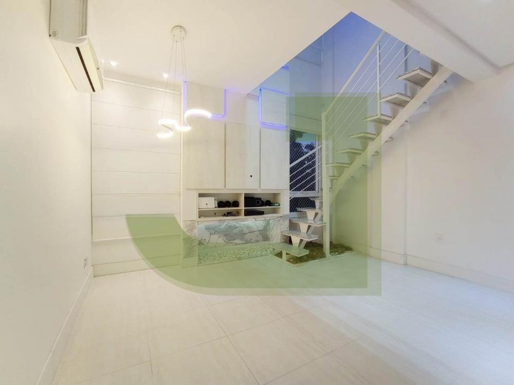 Alugar Apartamento / Padrão em São Leopoldo R$ 1.500,00 - Foto 1