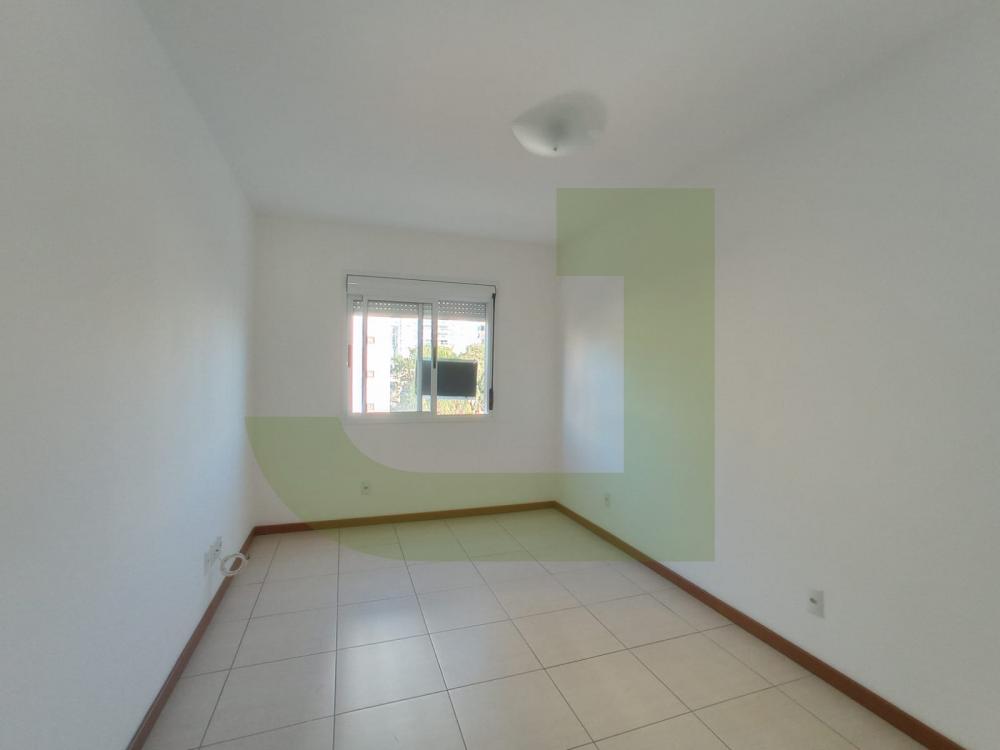 Alugar Apartamento / Padrão em São Leopoldo R$ 1.800,00 - Foto 3