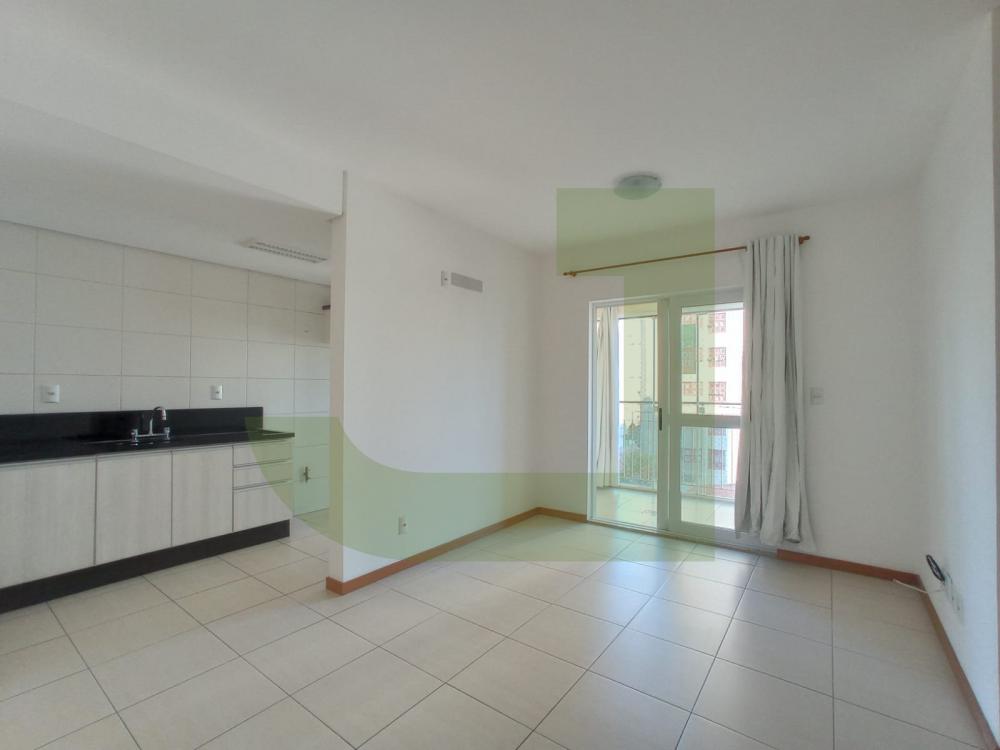 Alugar Apartamento / Padrão em São Leopoldo R$ 1.800,00 - Foto 1