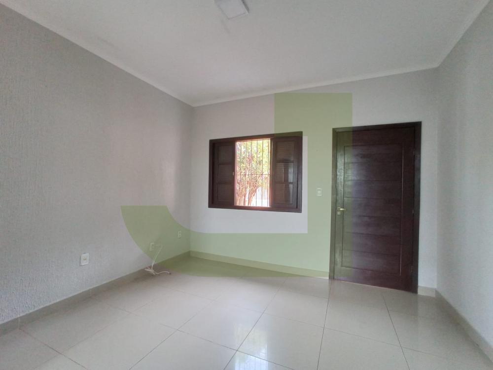 Alugar Casa / Residencial em São Leopoldo R$ 2.900,00 - Foto 2