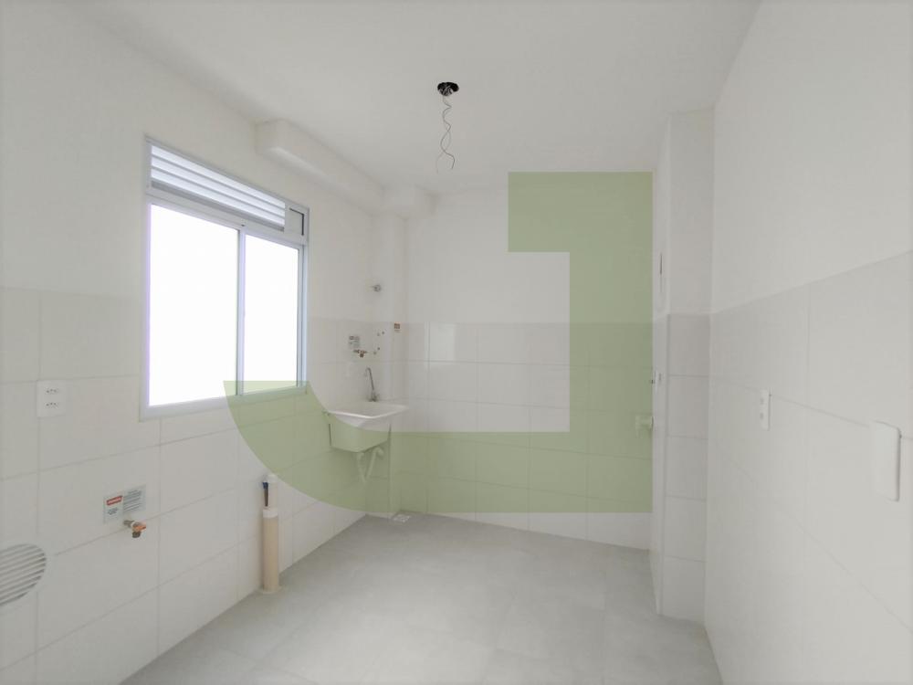 Cozinha Alugar Apartamento / Padrão em São Leopoldo R$ 1.000,00 - Foto 6