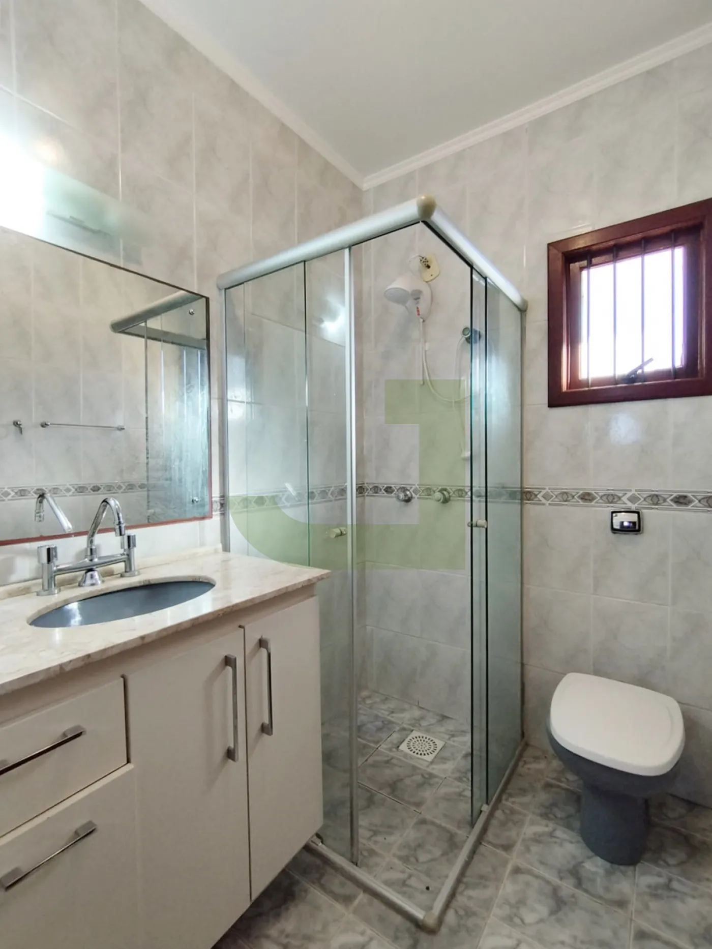 Banheiro Social Alugar Casa / Residencial em São Leopoldo R$ 3.200,00 - Foto 14