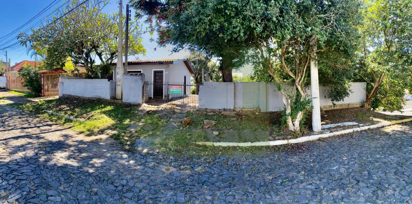 Alugar Casa / Residencial em São Leopoldo R$ 1.500,00 - Foto 1