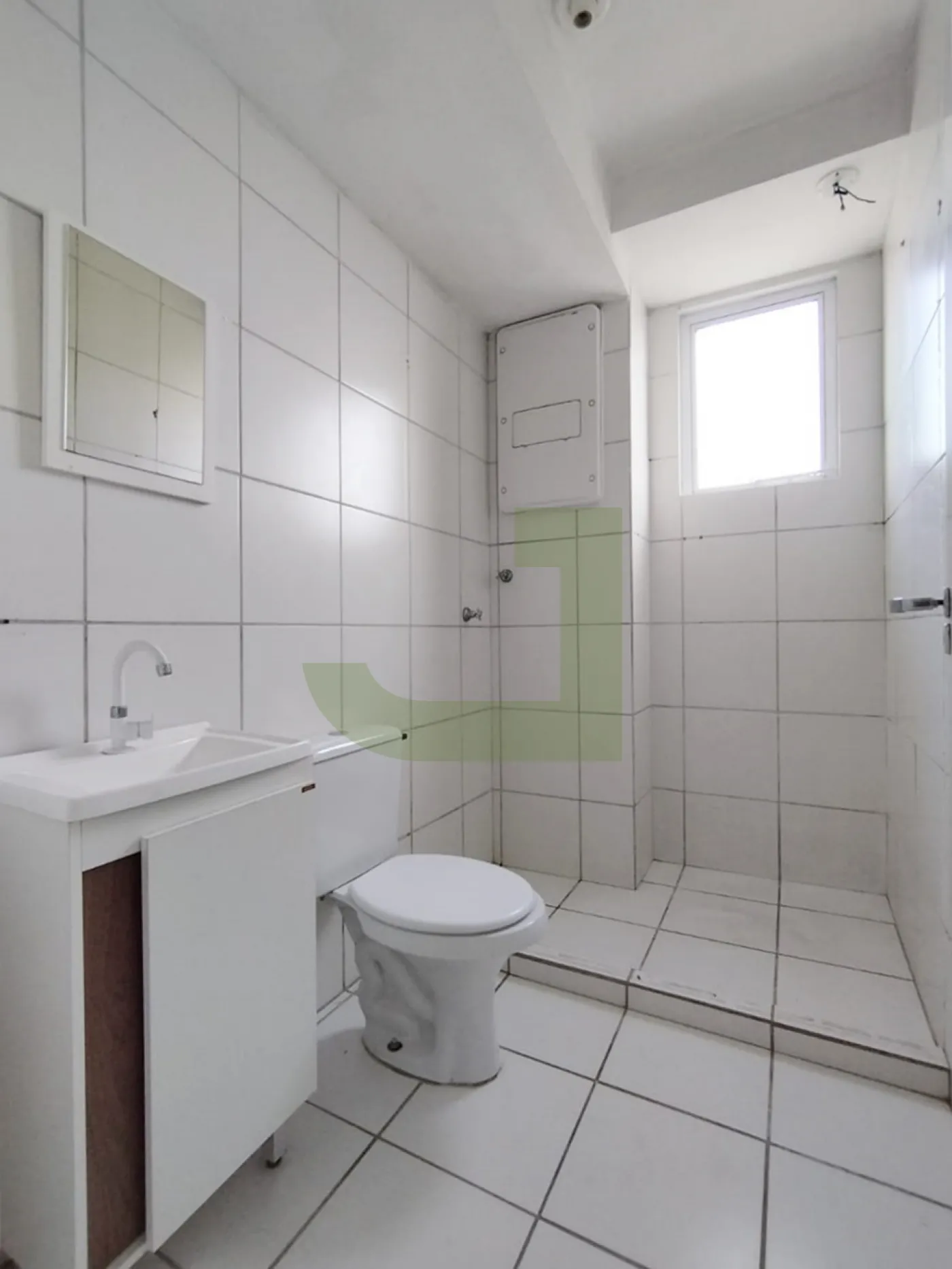 Banheiro Alugar Apartamento / Padrão em São Leopoldo R$ 800,00 - Foto 7