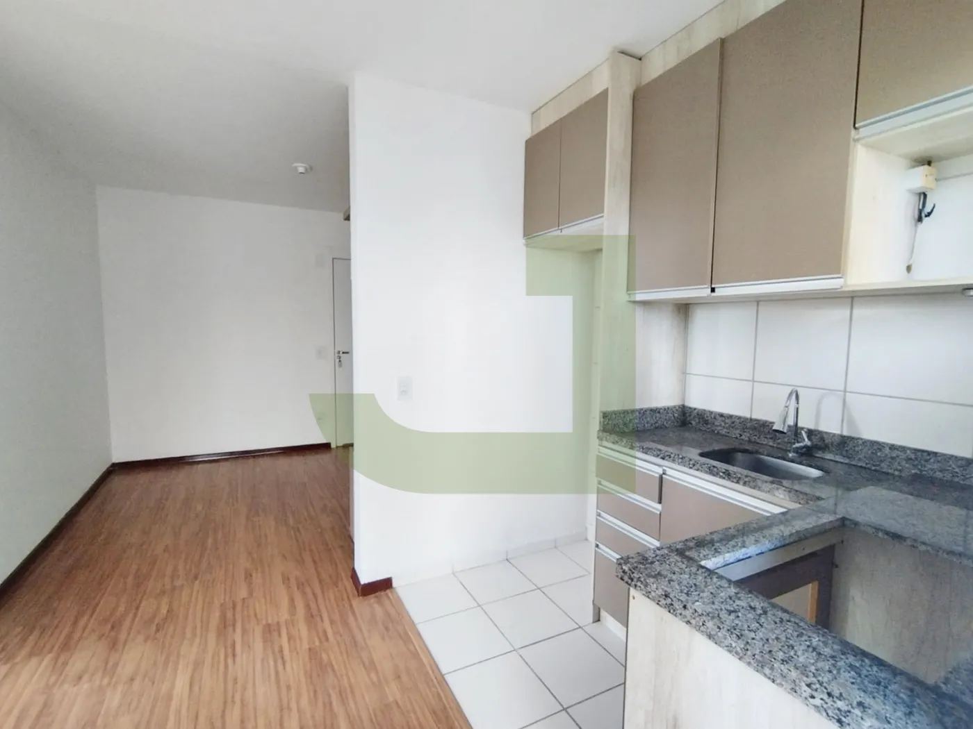 Sala/ Cozinha Alugar Apartamento / Padrão em São Leopoldo R$ 800,00 - Foto 2