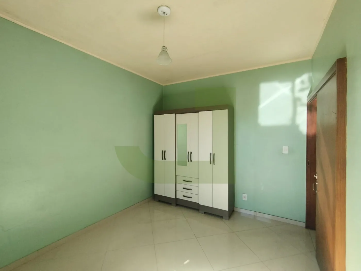 Dormitório 1 Alugar Casa / Padrão em São Leopoldo R$ 2.000,00 - Foto 11