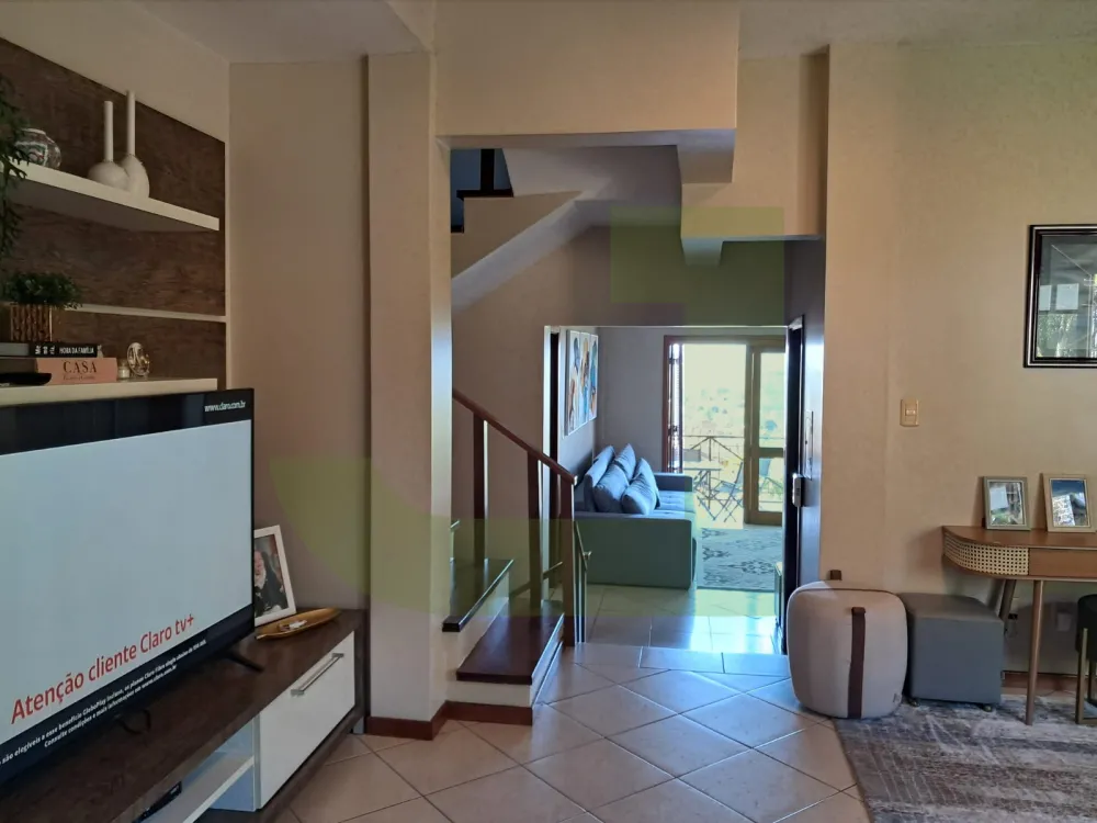 corredor Comprar Casa / Residencial em São Leopoldo R$ 1.600.000,00 - Foto 4