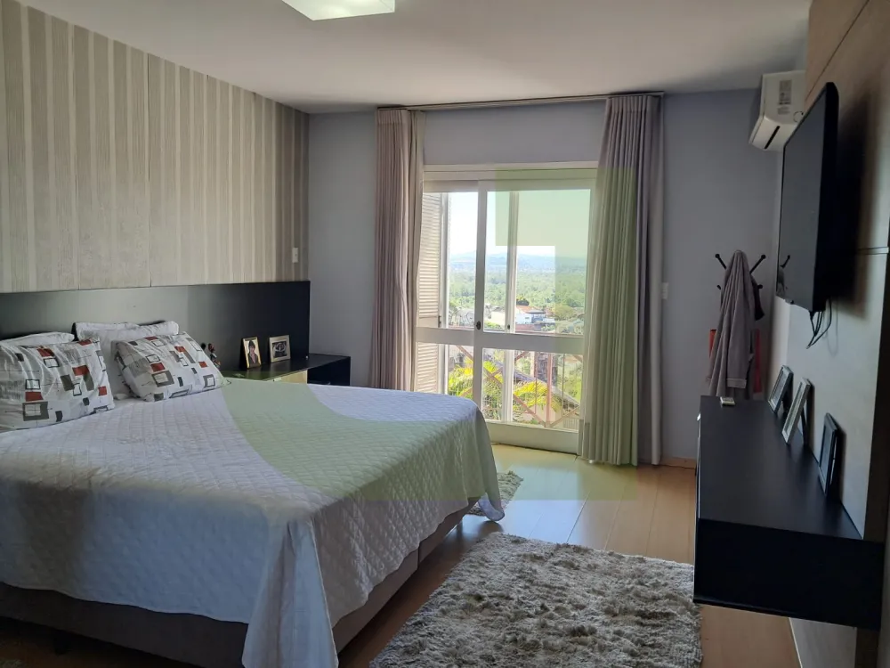 suíte janela da sacada Comprar Casa / Residencial em São Leopoldo R$ 1.600.000,00 - Foto 12