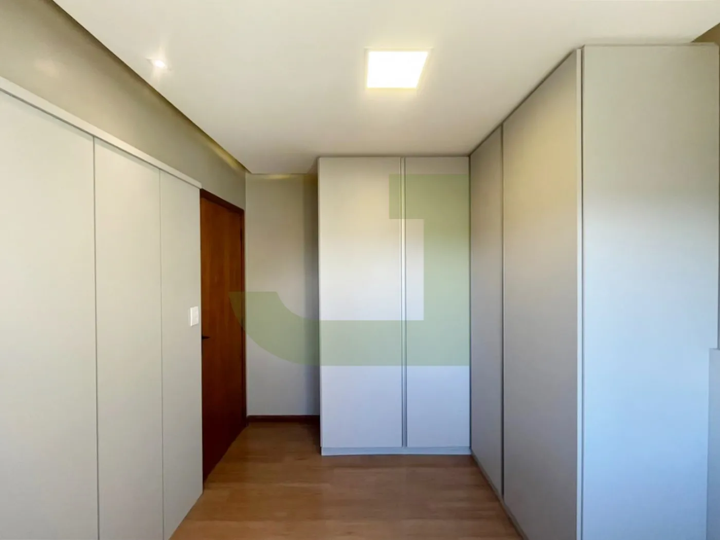 Dormitório 1 Alugar Apartamento / Padrão em São Leopoldo R$ 2.700,00 - Foto 9