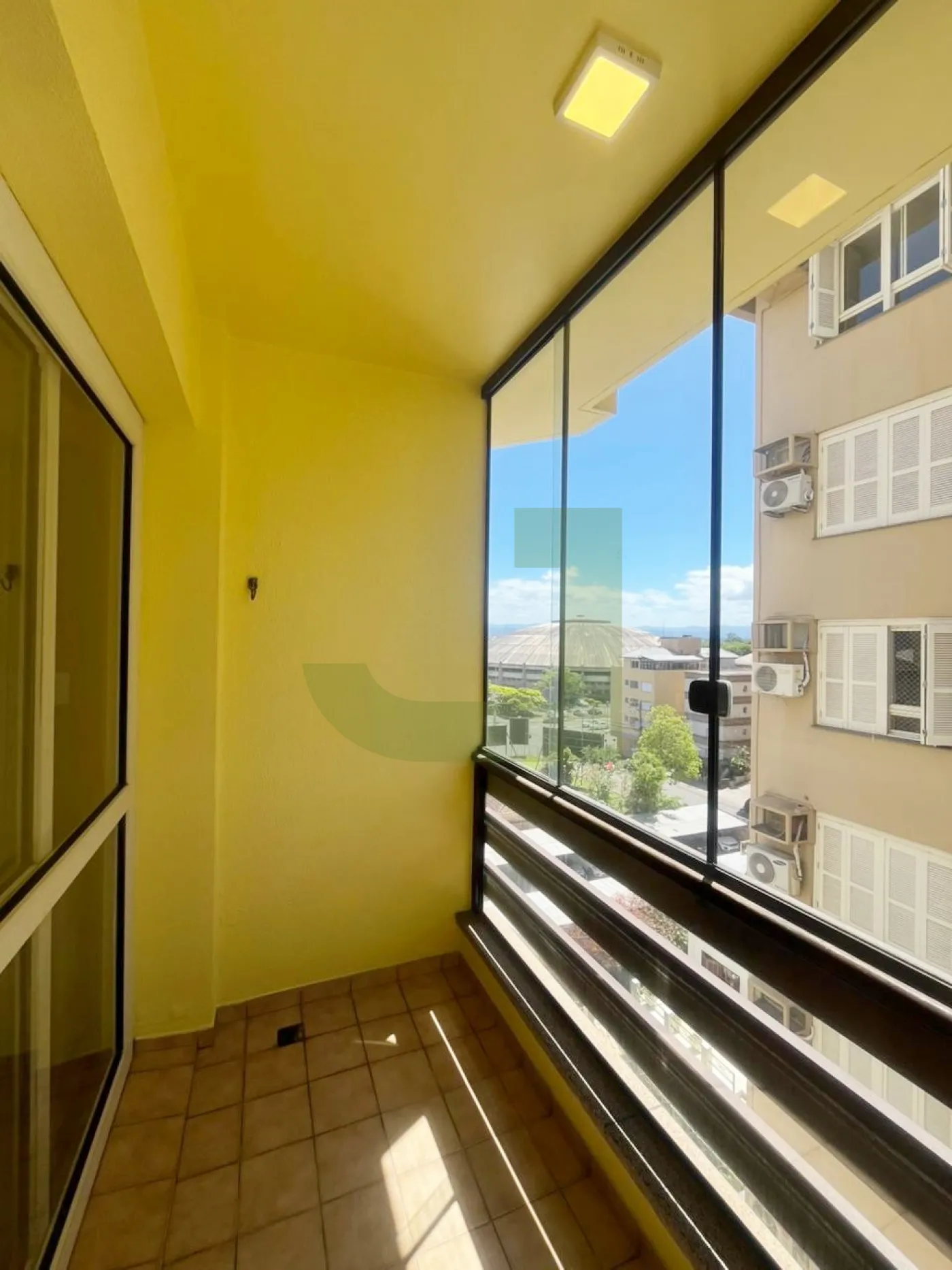 Sacada Alugar Apartamento / Padrão em São Leopoldo R$ 2.700,00 - Foto 3