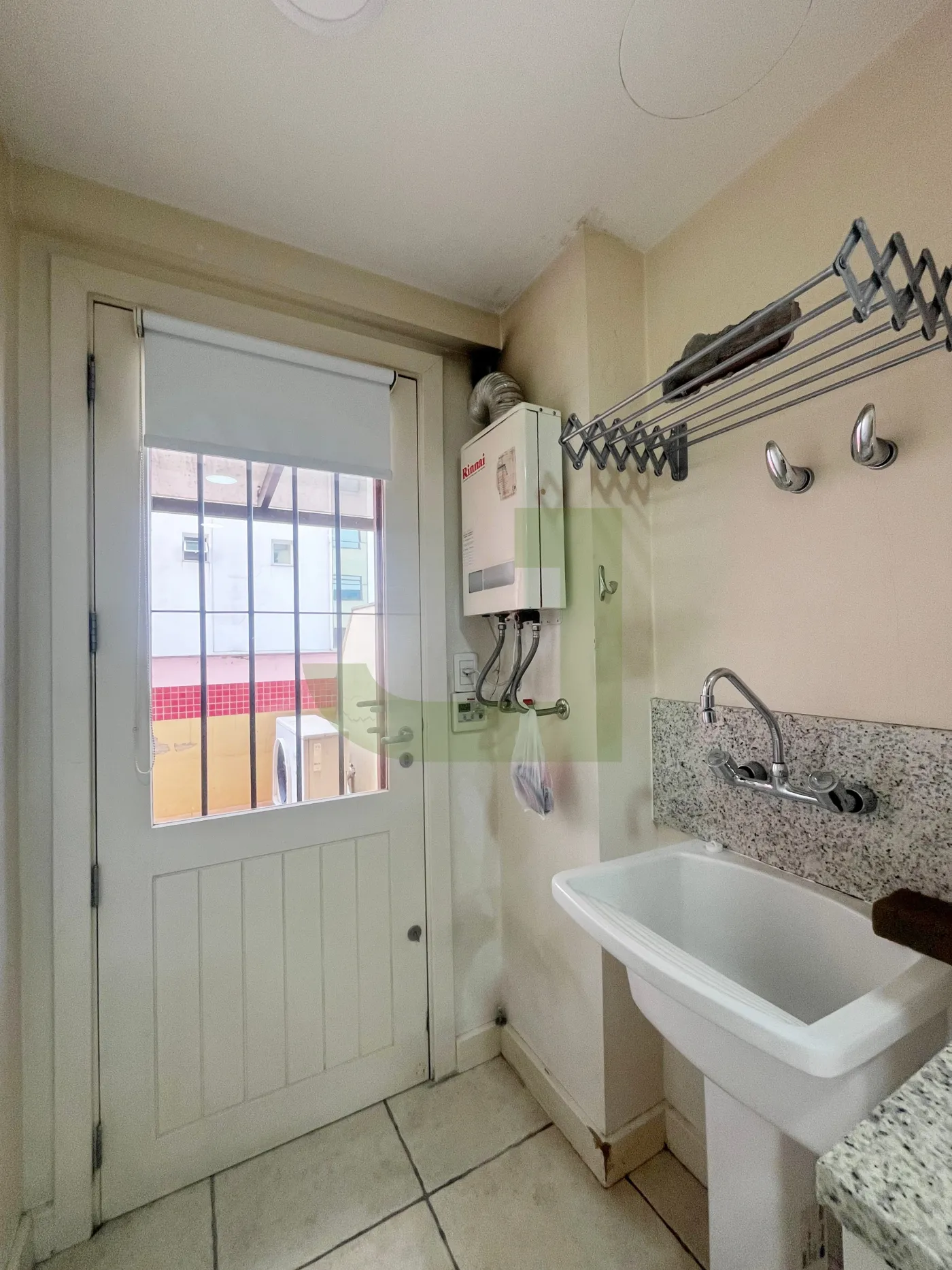 Alugar Apartamento / Padrão em São Leopoldo R$ 1.800,00 - Foto 7