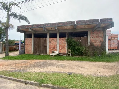 Pavilhão em terreno grande no bairro Campestre em São Leopoldo