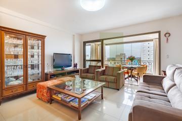 Maravilhoso apartamento com  3 dormitórios e 2 vagas de garagem, com uma localização previlegiada no centro de São Leopoldo.