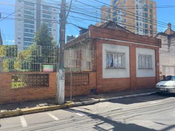 Casa comercial e residencial no Centro de São Leopoldo.