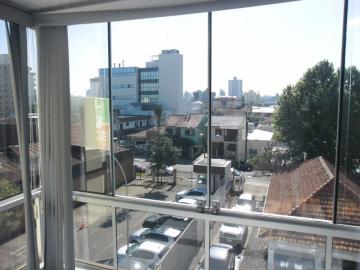 Apartamento de 1 dormitório com sacada à venda no Centro de São Leopoldo.