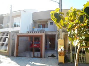 Casa com 3 dormitórios e piscina à venda no Bairro Pinheiro em São Leopoldo