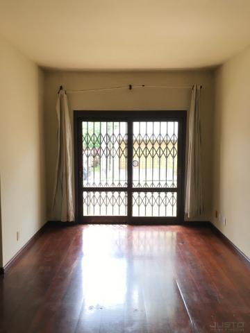 Apartamento Duplex de 4 dormitórios para venda e aluguel no bairro Morro do Espelho em São Leopoldo.  Disponível para venda e locação