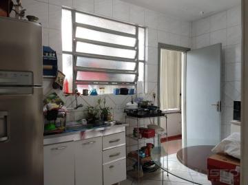 Apartamento de 1 dormitório, espaçoso e bem localizado no centro de São Leopoldo