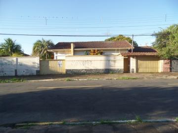 Alugar Casa / Residencial em São Leopoldo. apenas R$ 1.250.000,00