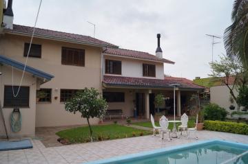Excelente casa em bairro nobre de São Leopoldo, com 4 dormitórios e piscina