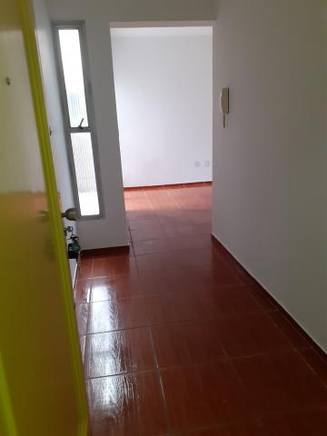 Alugar Apartamento / Quitinete em São Leopoldo. apenas R$ 160.000,00