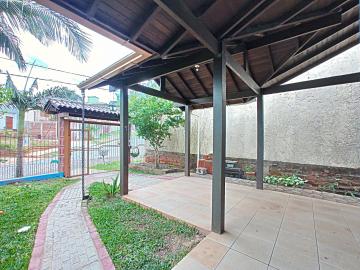 Casa residencial à venda fica no bairro Campestre em São Leopoldo!