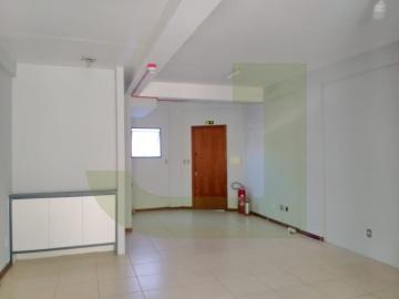 Sala comercial bem localizada!