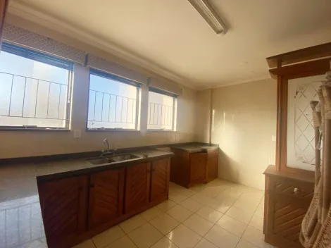 Apartamento amplo com 3 dormitórios á venda no Centro de São Leopoldo