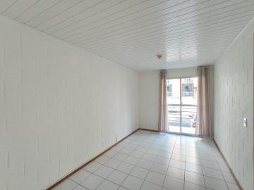 Alugar Apartamento / Padrão em São Leopoldo. apenas R$ 600,00