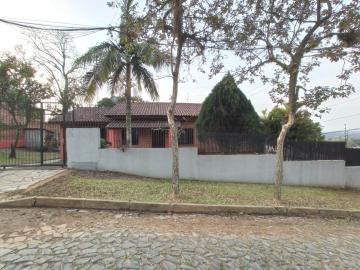 Alugar Casa / Residencial em São Leopoldo. apenas R$ 2.900,00