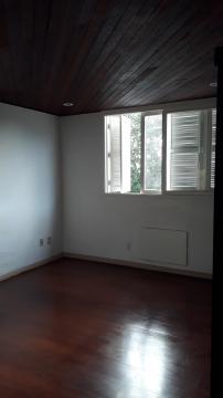 Cobertura com 2 dormitórios com 1 suite e 1 garagem, no Bairro Cristo Rei em São Leopoldo.