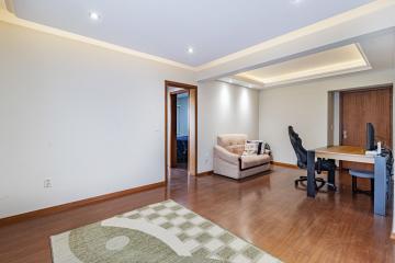 Alugar Apartamento / Padrão em São Leopoldo. apenas R$ 380.000,00