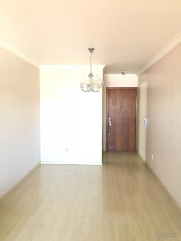 Apartamento à venda com excelente localização no centro de São Leopoldo com 3 dormitórios e 1 vaga de garagem.