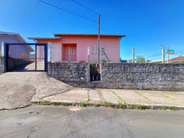 Alugar Casa / Residencial em São Leopoldo. apenas R$ 1.200,00