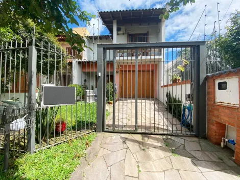 Casa residencial em excelente bairro no Cristo Rei de São Leopoldo, próximo ao Centro e Unisinos.