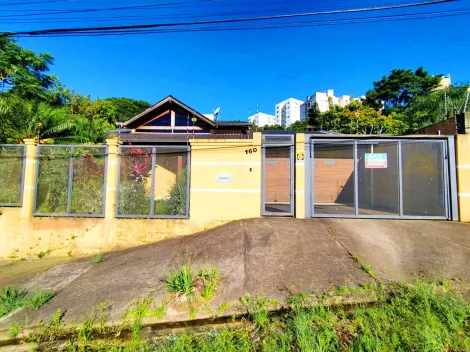 Linda casa para venda e locação, fica no bairro Pinheiro em São Leopoldo!