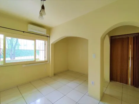 Alugar Apartamento / Padrão em São Leopoldo. apenas R$ 800,00