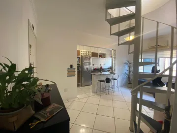 Apartamento semi mobiliado com 2 dormitórios e terraço à venda no Centro de São Leopoldo/RS