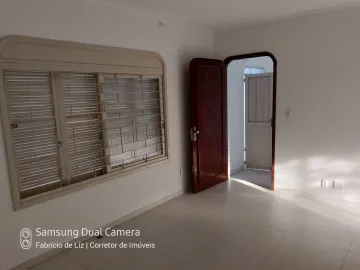 Ótima casa comercial no bairro Cristo Rei à venda R$ 500.000,00