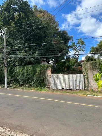 Terreno bem localizado à venda no bairro Santo André