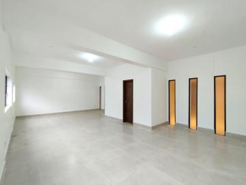 Ótima sala comercial em condomínio para alugar, fica no Centro de São Leopoldo, com 1 ampla sala!