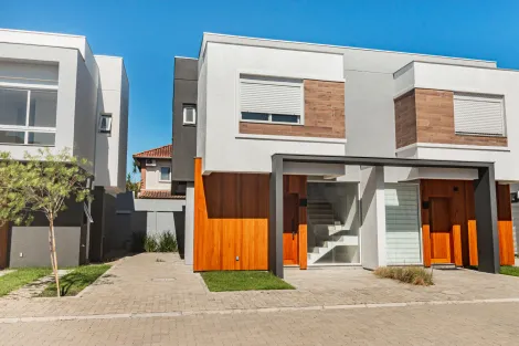 Alugar Casa / Condomínio em São Leopoldo. apenas R$ 799.000,00