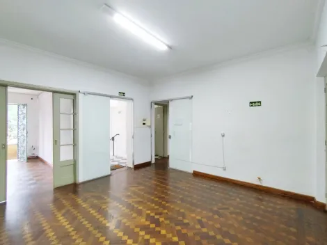 Alugar Apartamento / Padrão em São Leopoldo. apenas R$ 2.700,00