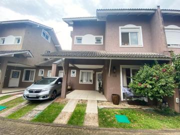 Casa em condomínio fechado com ótima infraestrutura condominial no bairro Pinheiro em São Leopoldo