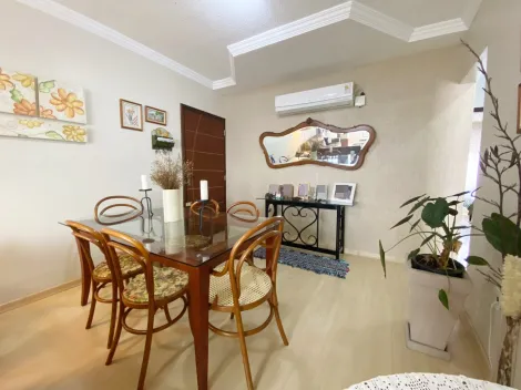 Aconchegante apartamento de 2 dormitórios à venda no centro de São Leopoldo