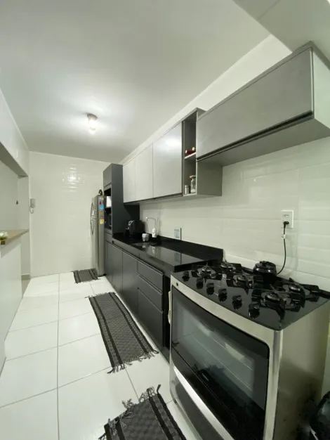 Apartamento 2 dormitórios todo reformado á venda no Centro de São Leopoldo