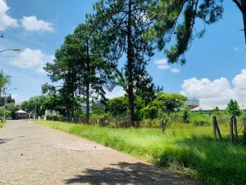 Terreno amplo á venda no Bairro Cristo Rei.